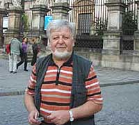 lub43.jpg (9073 bytes)